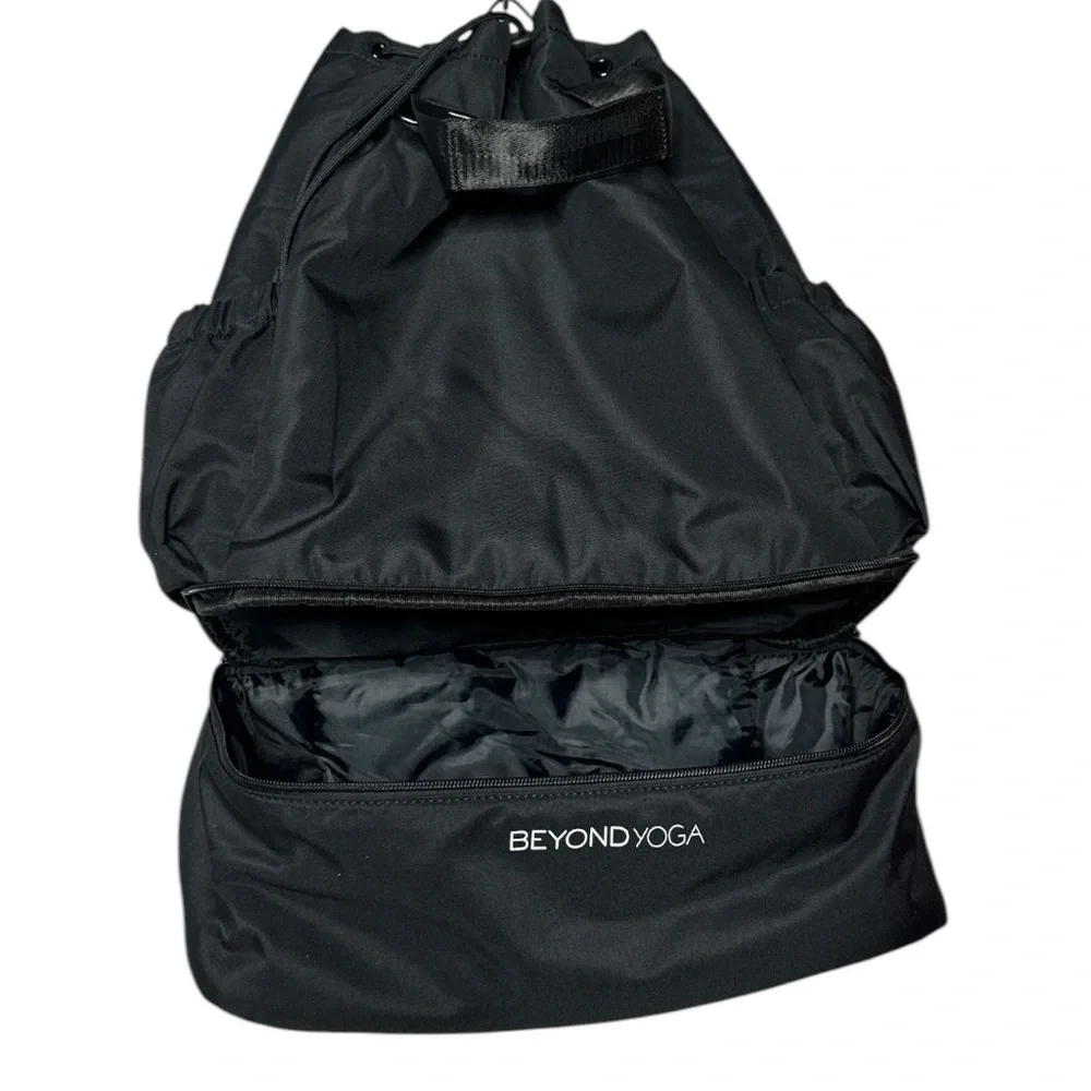 BEYOND YOGA BLACK CONVERTIBLE GYM BAG DRAWSTRING TRAVEL BACKPACK